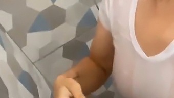 Having Fun In The Restroom, Vol. 2